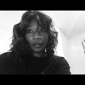 Meet your Posher, Pamela